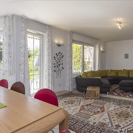 Дом отдыха Haus Elisengrund Am Geigenbuehel - Prive Зеефельд в Тироле