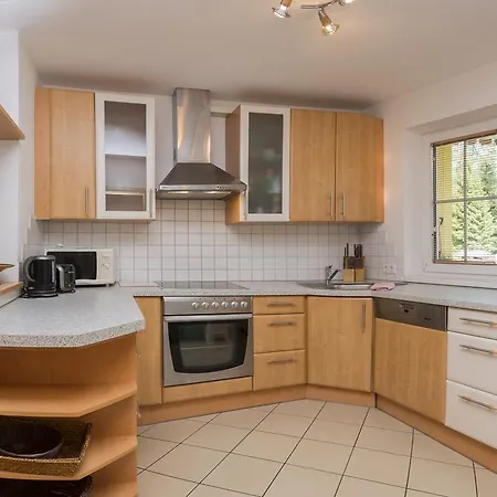 Haus Elisengrund Am Geigenbuehel - Prive Seefeld in Tirol
