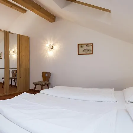 Haus Elisengrund Am Geigenbuehel - Prive Semesterbostad Seefeld in Tirol